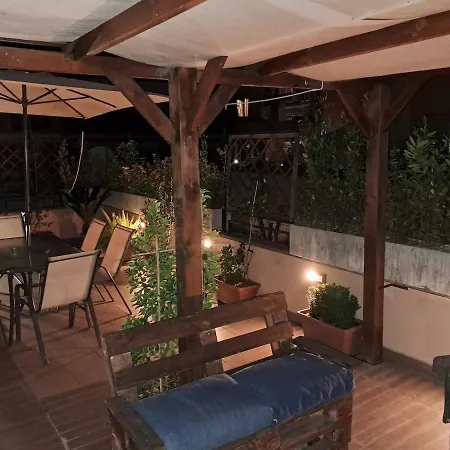 Incantevole Alloggio Con Terrazza Apartamento Roma